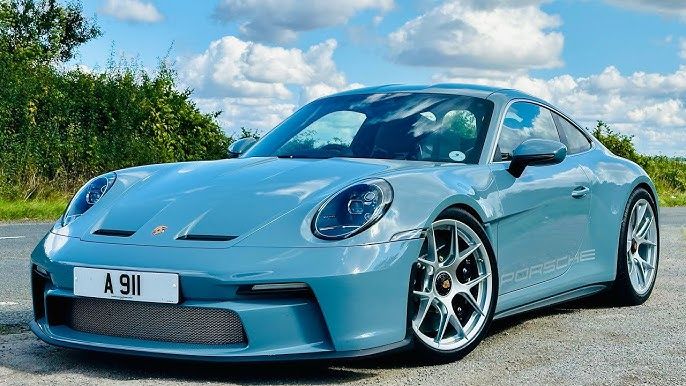 porsche-911-light-blue