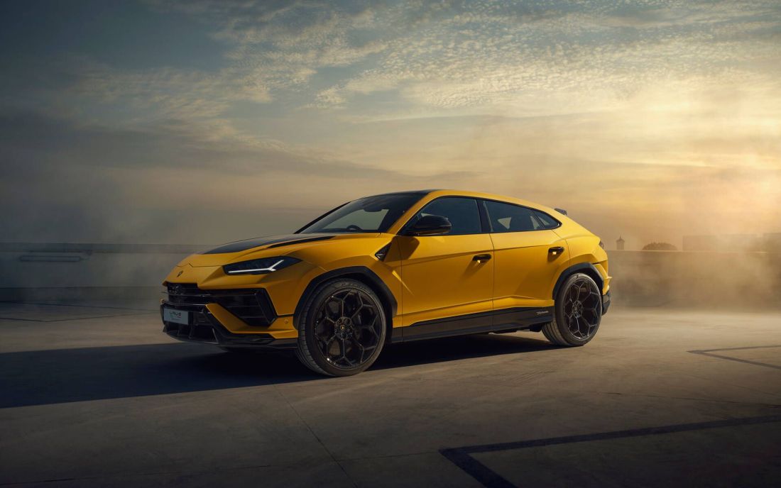 lamborghini-urus-yellow