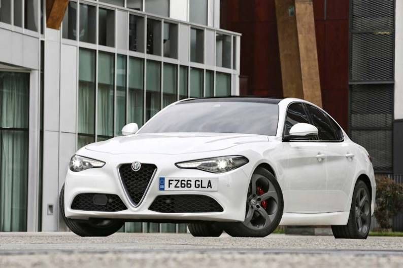 alfa-romeo-giulia-white