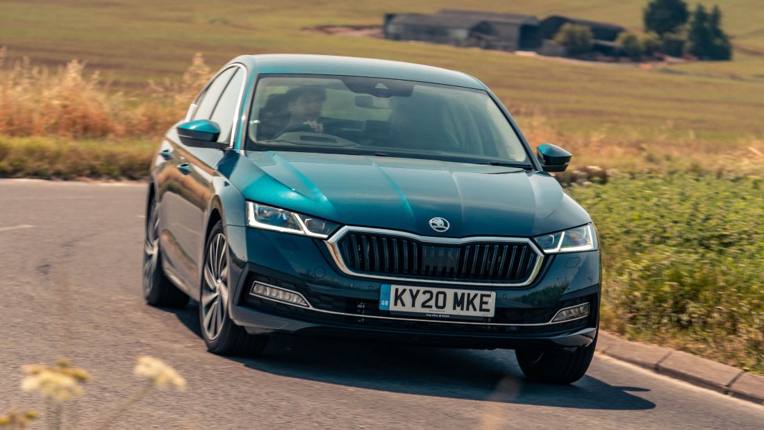 skoda-octavia-blue