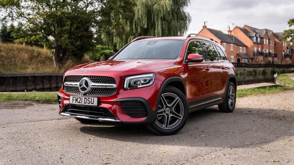 Mercedes GLB Red mercedes-glb-red