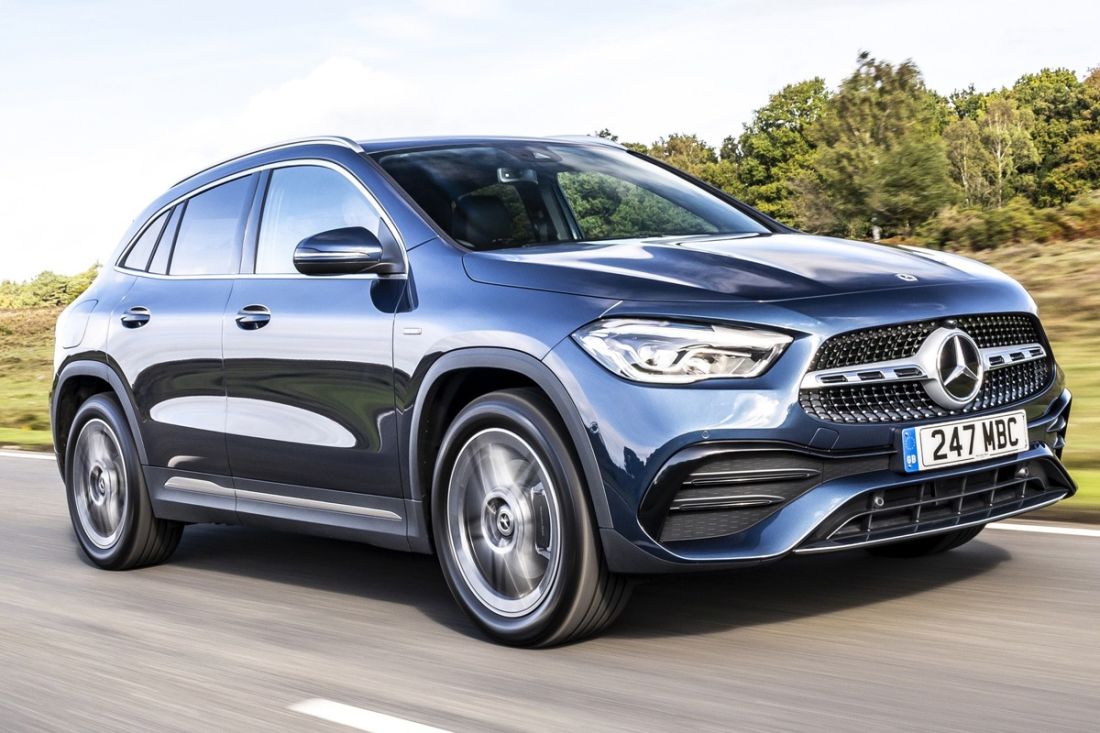 mercedes-gla-blue